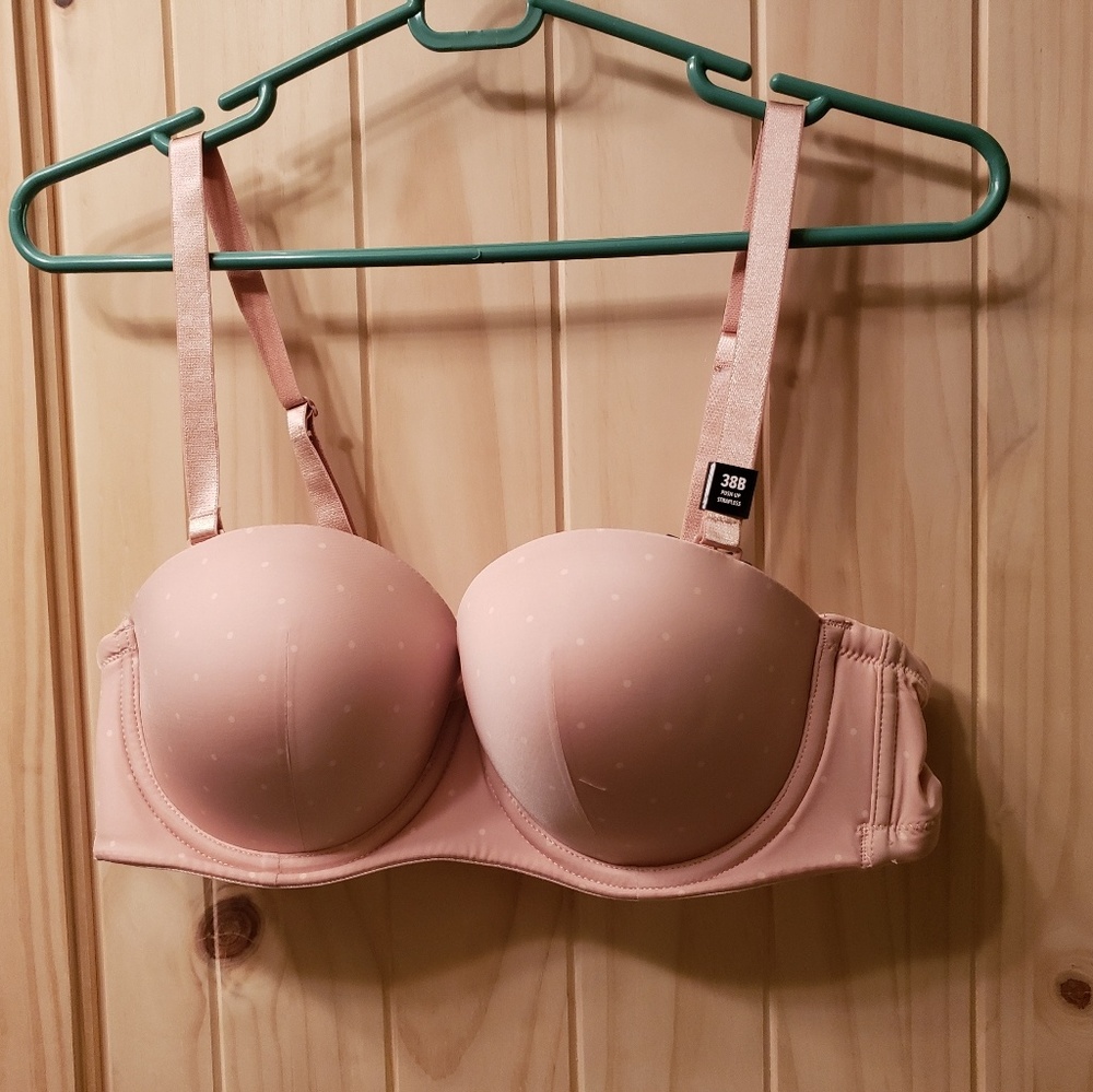 BNWT gorgeous blush pink pushup bra